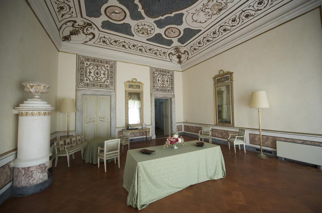 Palazzo Tucci Residenza D'Epoca Bed & Breakfast Lucca Room photo