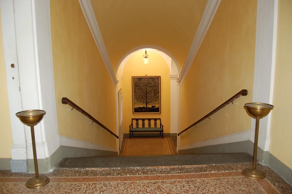 Palazzo Tucci Residenza D'Epoca Bed & Breakfast Lucca Exterior photo