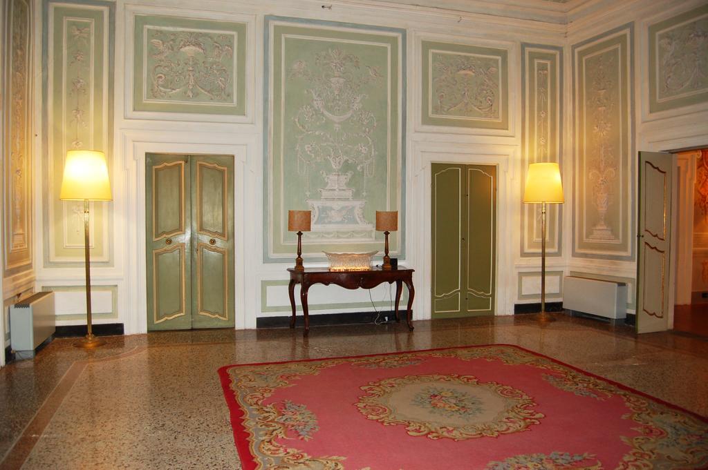 Palazzo Tucci Residenza D'Epoca Bed & Breakfast Lucca Exterior photo