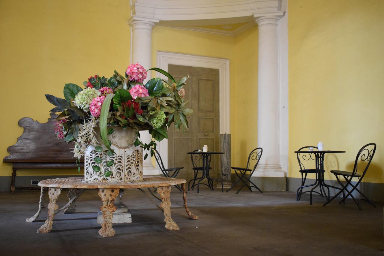 Palazzo Tucci Residenza D'Epoca Bed & Breakfast Lucca Exterior photo